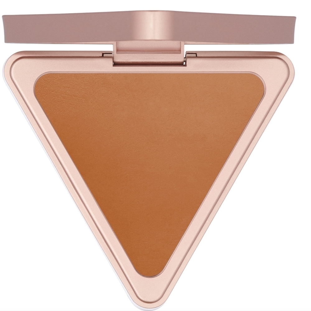 LYS Beauty No Limits Matte Bronzer Shade “Courage"- (TAN)